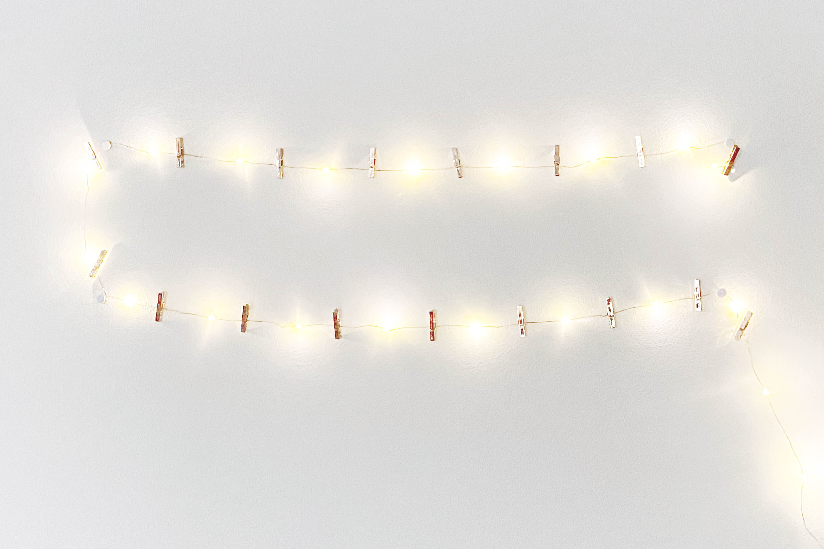 String of Lights with Photo Holder Clips