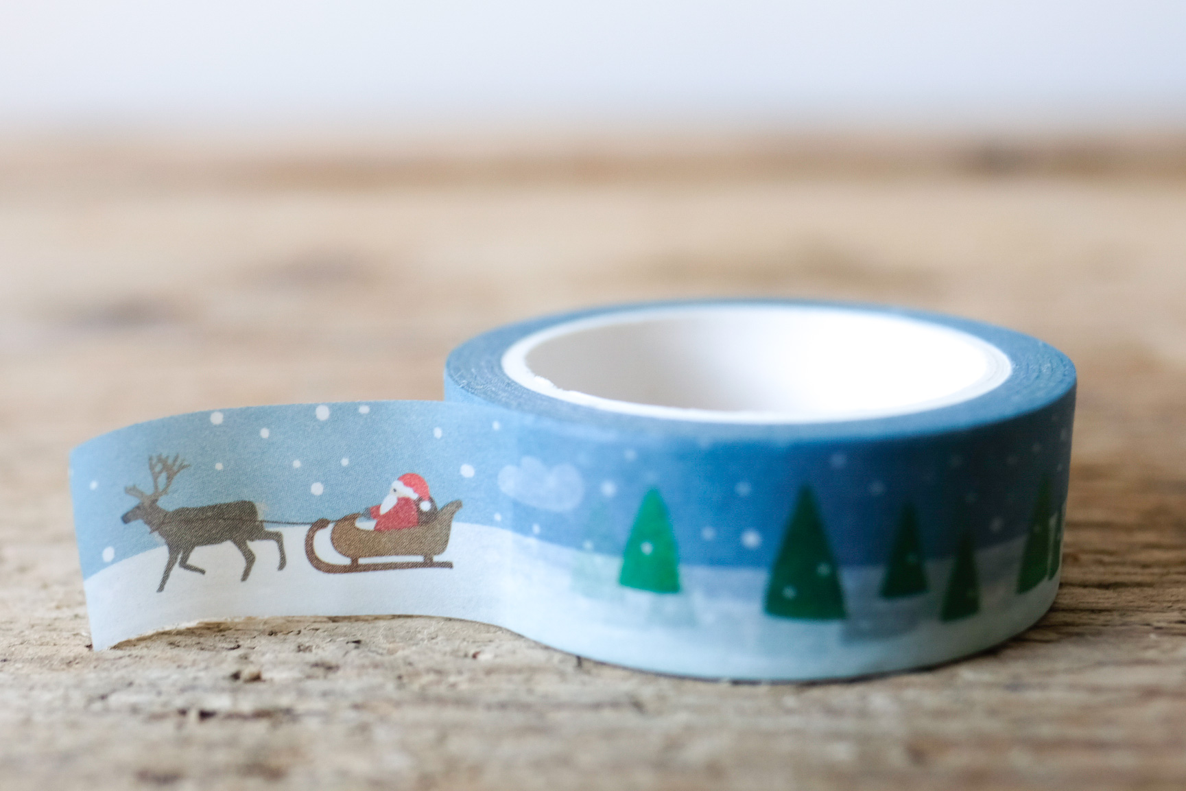papersisters-Washi-Tape-Santa-Reindeer-in-snow-2