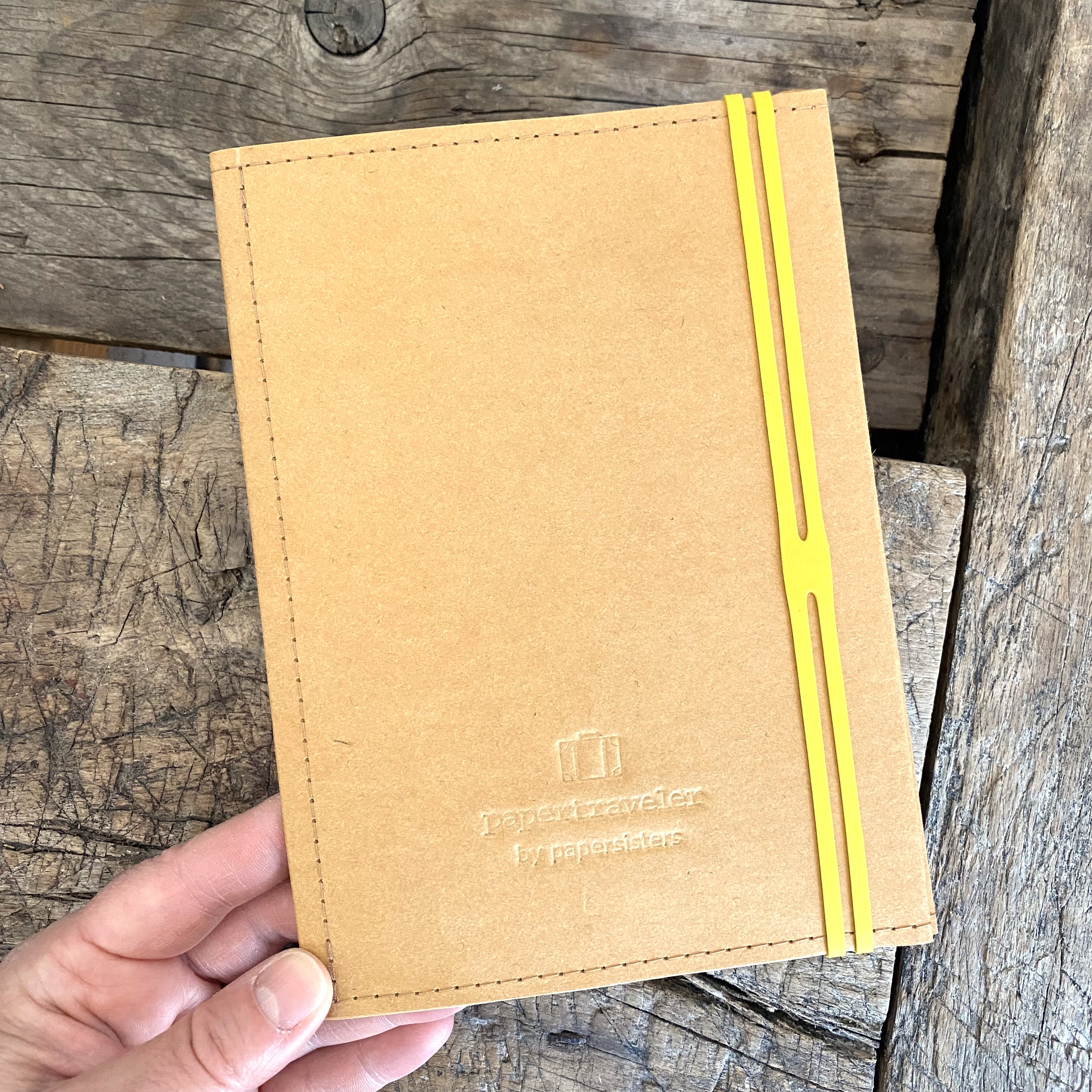 papertraveler by papersisters - sandy camel - pure